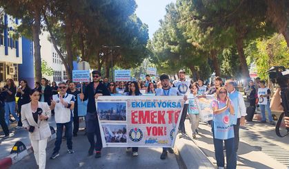 Sağlık çalışanları "tükendik" diyerek iş bıraktı