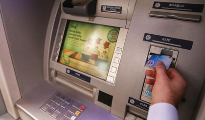 ATM’lerde kartlı dönem bitiyor: Para çekme ve yatırma işlemleri değişti