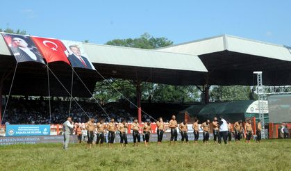 Kırkpınar Yağlı Güreşleri’nde çeyrek finale kalan pehlivanlar belli oldu