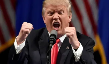 Trump: İran’ı bu akşam çok sert vurabiliriz