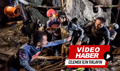 Altın madeni çöktü; 30 ölü