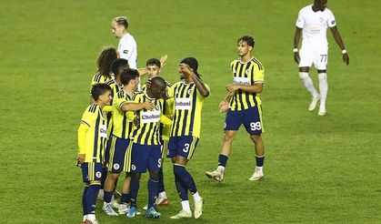 Fenerbahçe deplasmanda Turan Tovuz'u 2-0 mağlup etti