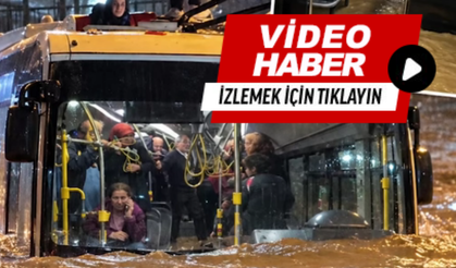 Sel dehşeti! Otobüs sürüklendi