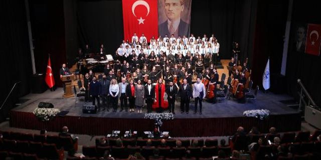 DEÜ'de besteler İzmir'in 100. yılı için yarıştı