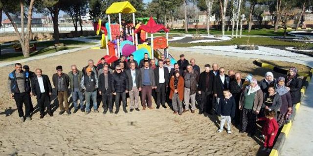 Alaşehir'de Zübeyde Hanım Parkı açıldı