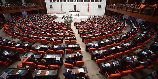 EYT'de beklenen haber:  AKP'li vekillerin imzasına açıldı