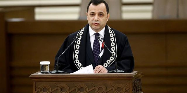 AYM Başkanı yeniden Zühtü Arslan