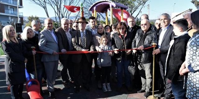 Bornova'da Murat Taşer Parkı açıldı