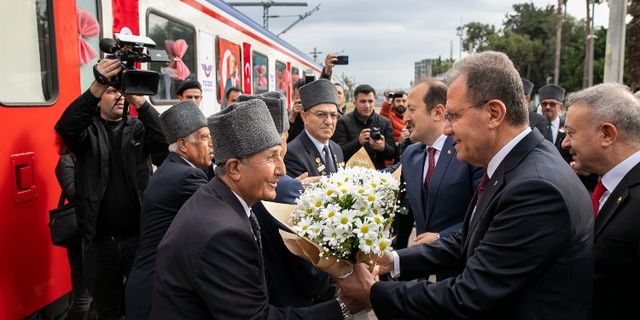 Atatürk’ün Mersin’e gelişinin 100. yıl dönümü törenle anıldı