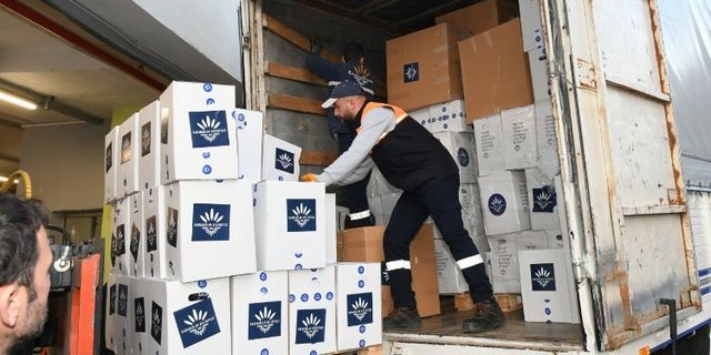 Karabağlar'da afet bölgesine aralıksız destek