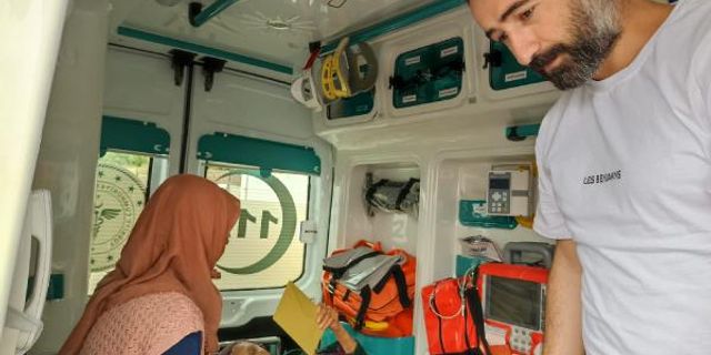 Oyunu ambulansta kullandı