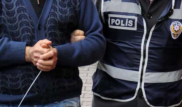 İzmir'deki izinsiz gösteriyle ilgili 9 gözaltı daha!