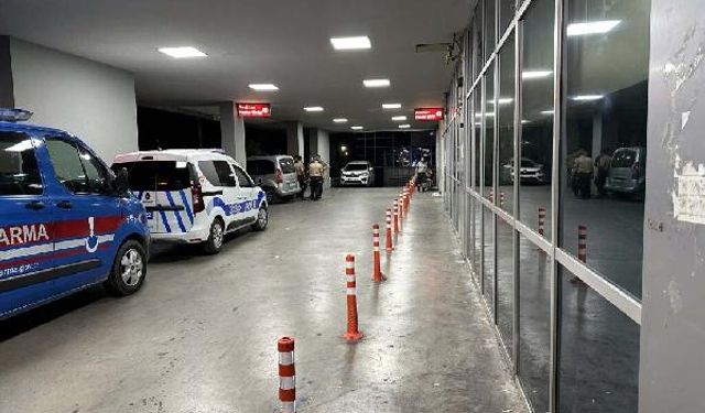 İzmir'de iki kişiyi yaralayan iki şüpheliye gözaltı