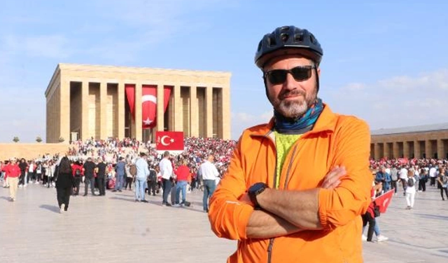 İstanbul'dan Ankara'ya pedal çevirdi