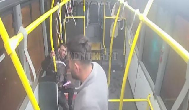 Halk otobüs şoförü, kaza yapan motokuryeye yardım etti