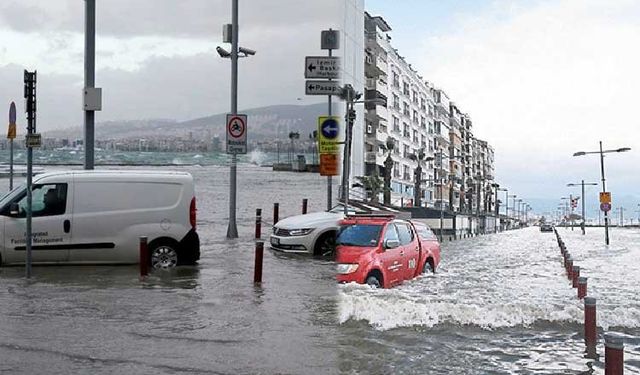 Bostanlı, Mavişehir ve Konak için uyarı: İzmir'de alarm! Deniz taşabilir!