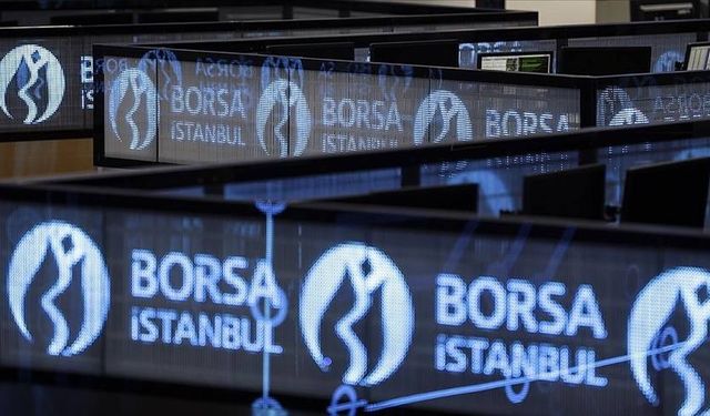 Borsa Rekorlar Kırdı: BIST 100 İlk Yarıda 9.907,38 Puanla Zirveye Çıktı!
