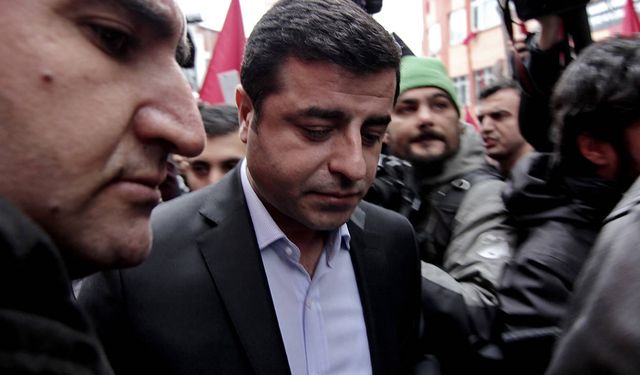 DEM Parti’den Demirtaş çağrısı: “Bir dakika daha tutuklu kalmamalı”