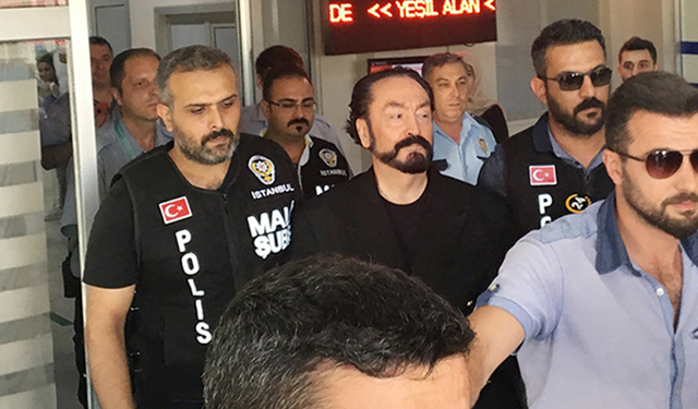 Adnan Oktar'ın Cezaevi Değiştirildi: Yeni Gelişmeler Ortaya Çıktı