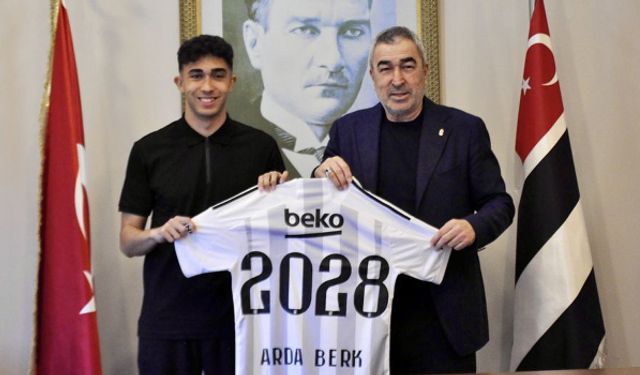 Beşiktaş'ta Arda Berk'e profesyonel sözleşme