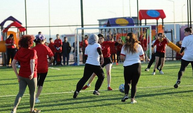 Beko Adıyaman'da kadın futbol takımlarını buluşturdu