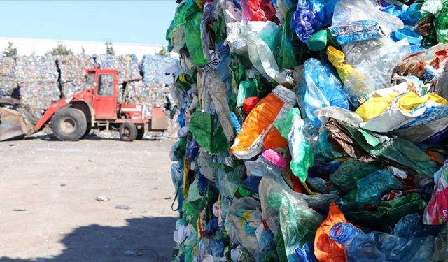 AB'nin plastik çöplüğü olma yolunda ilerliyoruz!