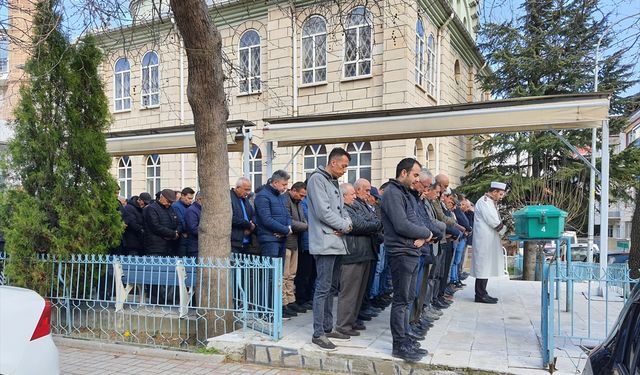 Camide ölen kişi, aynı camideki törenle defnedildi