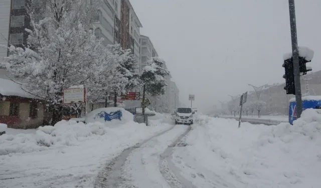 600'den fazla köy yolu kapandı