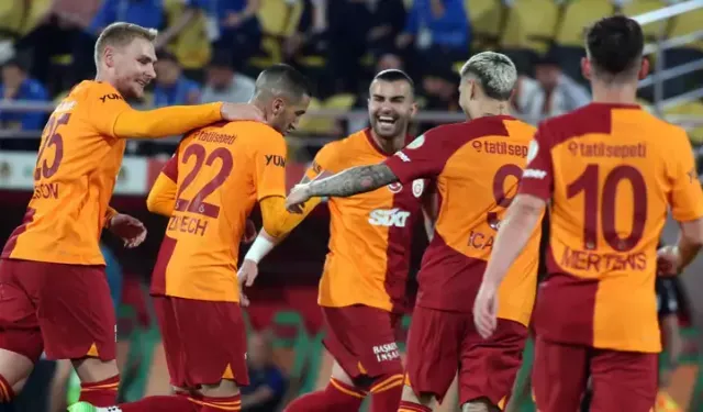 Galatasaray liderlik koltuğunda 4 köşe
