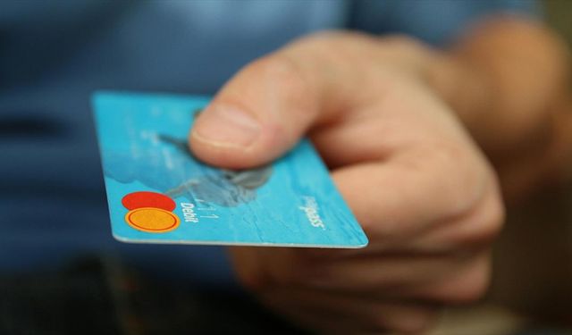 Temassız kartlarda şifresiz işlem limiti 1500 lira oluyor
