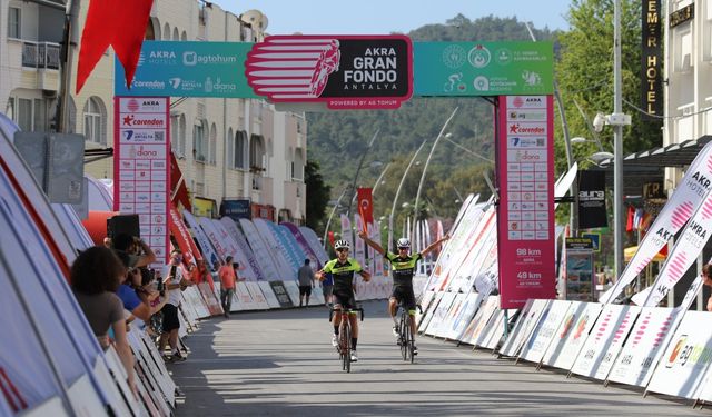 Bisiklet Tutkunları AKRA Gran Fondo Antalya'da kıyasıya yarıştı