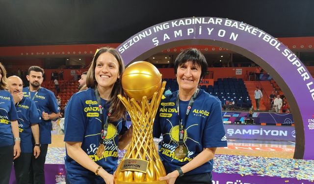 Fenerbahçe Alagöz Holding şampiyon oldu