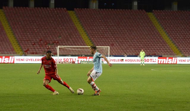 Hatayspor, Başakşehir'e sahasında mağlup