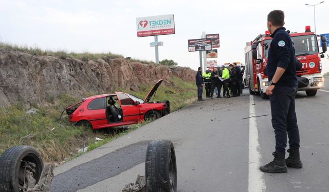 Kayseri'de şarampole devrilen otomobilin sürücüsü öldü