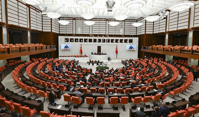AKP'den 5 alanda yeni kanun teklifi hazırlığı