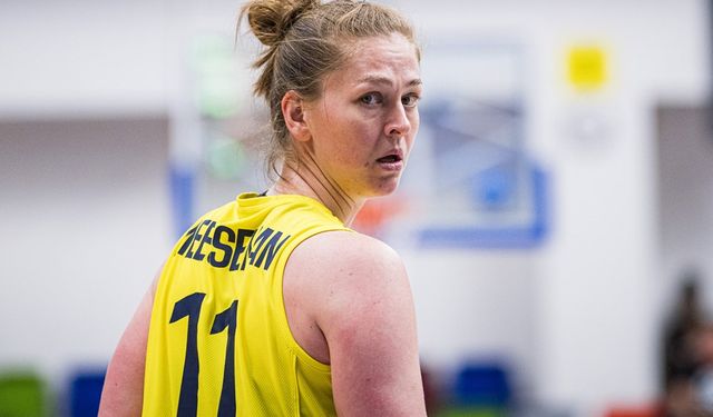 FIBA Kadınlar EuroLeague'de sezonun enleri ödüllerini aldı