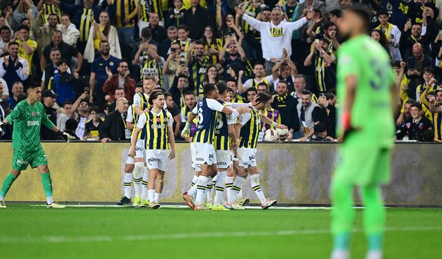 Acun Ilıcalı Duyurdu! Fenerbahçe - Olympiakos Maçı Şifresiz Yayınlanacak!