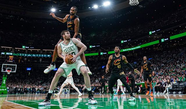 NBA'de Boston Celtics, Cavaliers'ı Jayson Tatum ile devirdi: