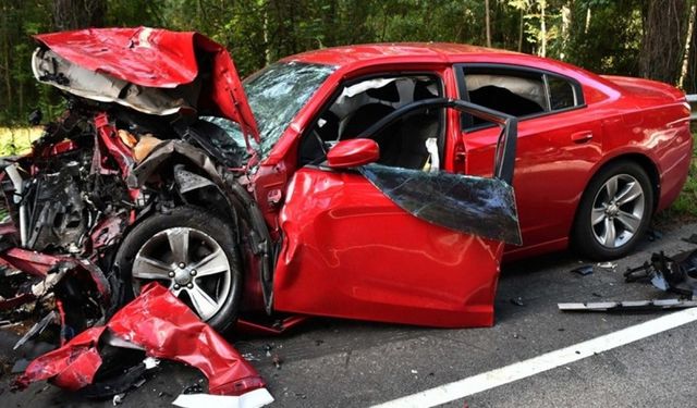 Araba Renkleri ve Kaza Riski: En Güvenli ve En Riskli Araç Renkleri Hangileri?