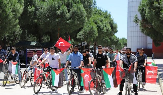 İzmir'de üniversite öğrencileri, Filistin için pedal çevirdiler