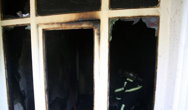Edirne’de yangın çıkan ev, kullanılamaz hale geldi