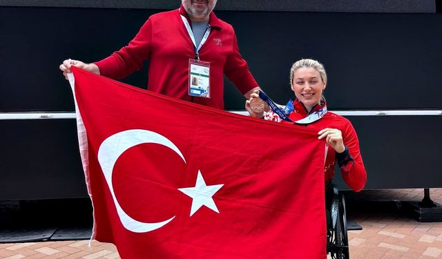 Hamide Doğangün Dünya Şampiyonası’nda 3 bronz madalya aldı