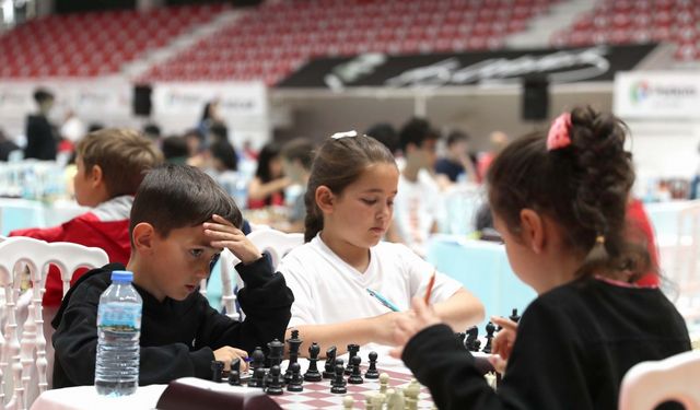 Satrançseverler Kyme Satranç Turnuvası'nda buluşacak
