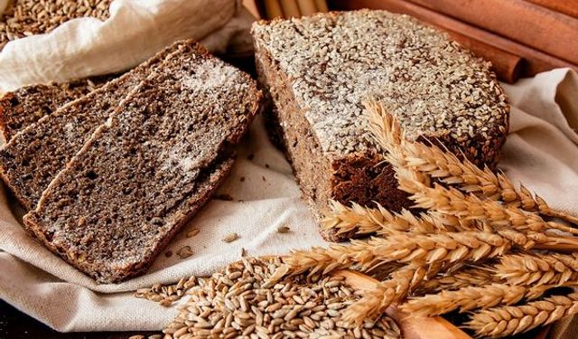 En Sağlıklı Ekmek Hangisi? Uzmanlar Çavdar Ekmeğini Öneriyor!
