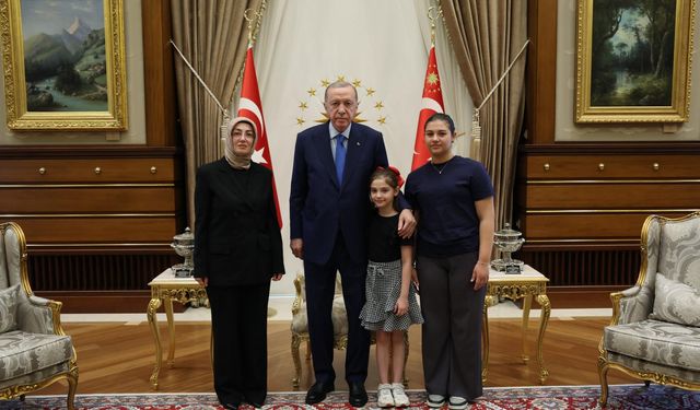 Erdoğan, Sinan Ateş'in eşi ile görüştü