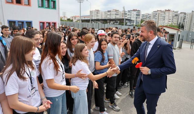 Başkan Duman YKS’ye gireceklere başarılar diledi