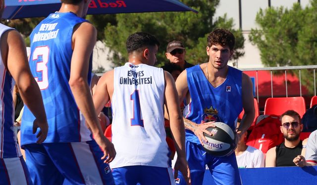 Basketbol turnuvasının Türkiye finali, İzmir'de düzenlendi