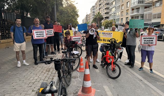 İzmir'de iki bisiklet yolunun kaldırılmasına tepki