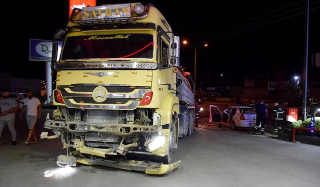 Manisa'da korkutan kaza: 3 yaralı