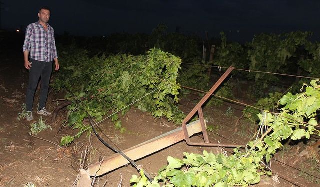 Manisa'da sağanak ve dolu tarım arazilerinde zarara yol açtı